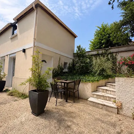 بيت للعطل Maisonnette Du Cedre Soisy-sous-Montmorency